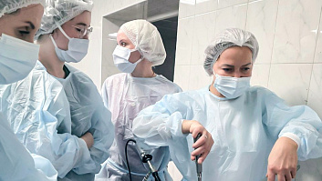 Врач-гинеколог клиники «Консилиум» приняла участие в уникальном экспертном курсе «За гранью стандартной лапароскопии»